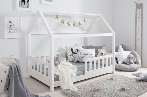 TiCAA Kinderbett Hausbett Montessori Bodenbett aus Massivholz mit Rausfallschutz
