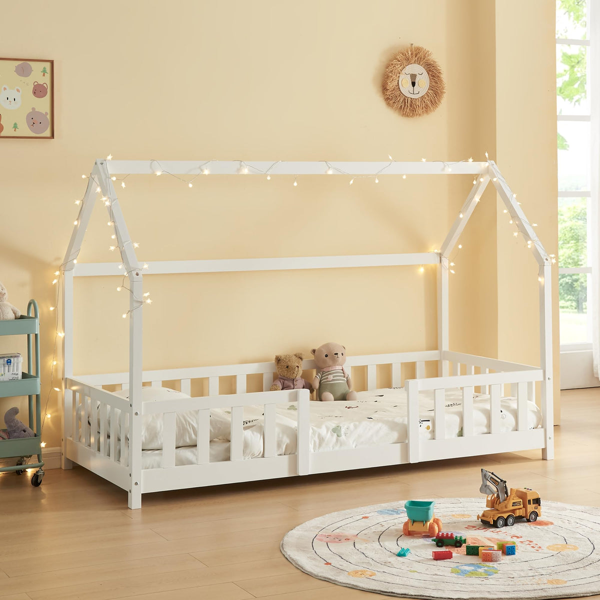 [en.casa] Kinderbett Montessori Hausbett Kiefernholz mit Rausfallschutz und Lattenrost für Kinder Bodenbett Weiß