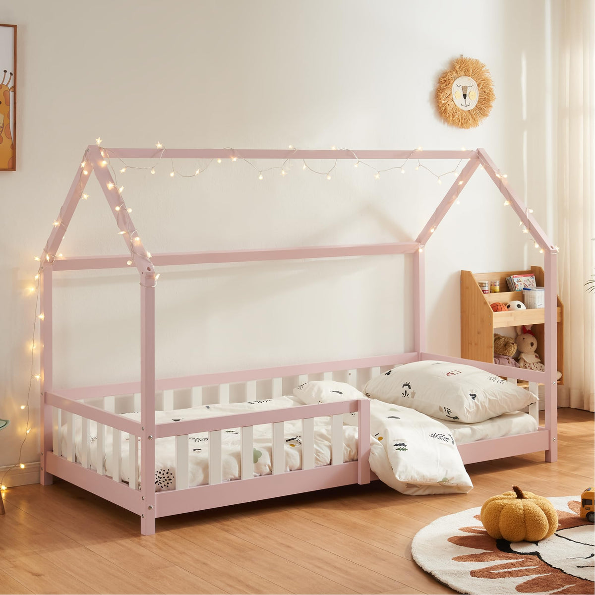 [en.casa] Montessori Kinderbett Hausbett aus Holz mit Rausfallschutz & Lattenrost – Bodenbett für Kinder