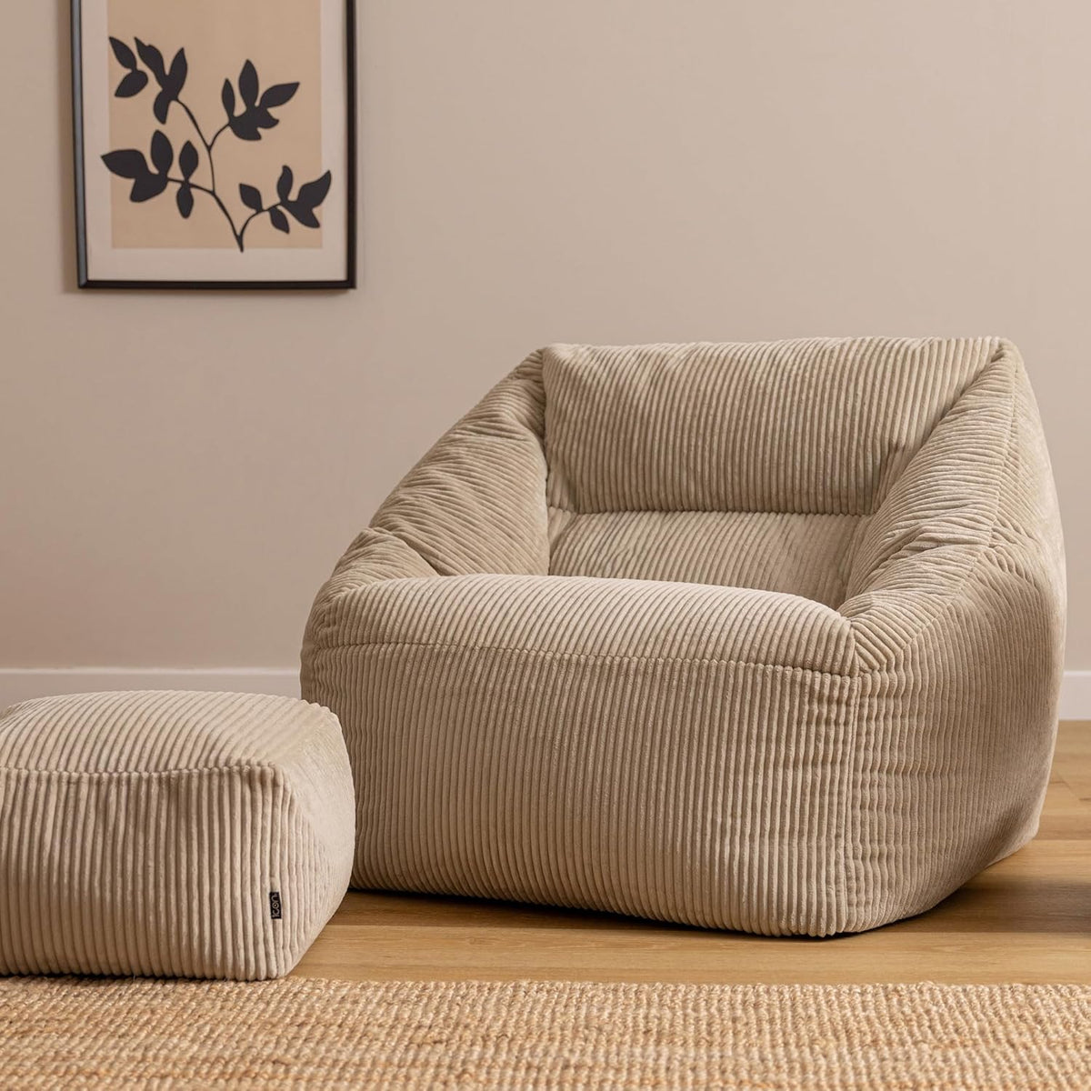Icon Natalia Sitzsack Sessel mit Hocker Beige – Flauschiger Cord, Bean Bag Chair für Wohnzimmer & Büro